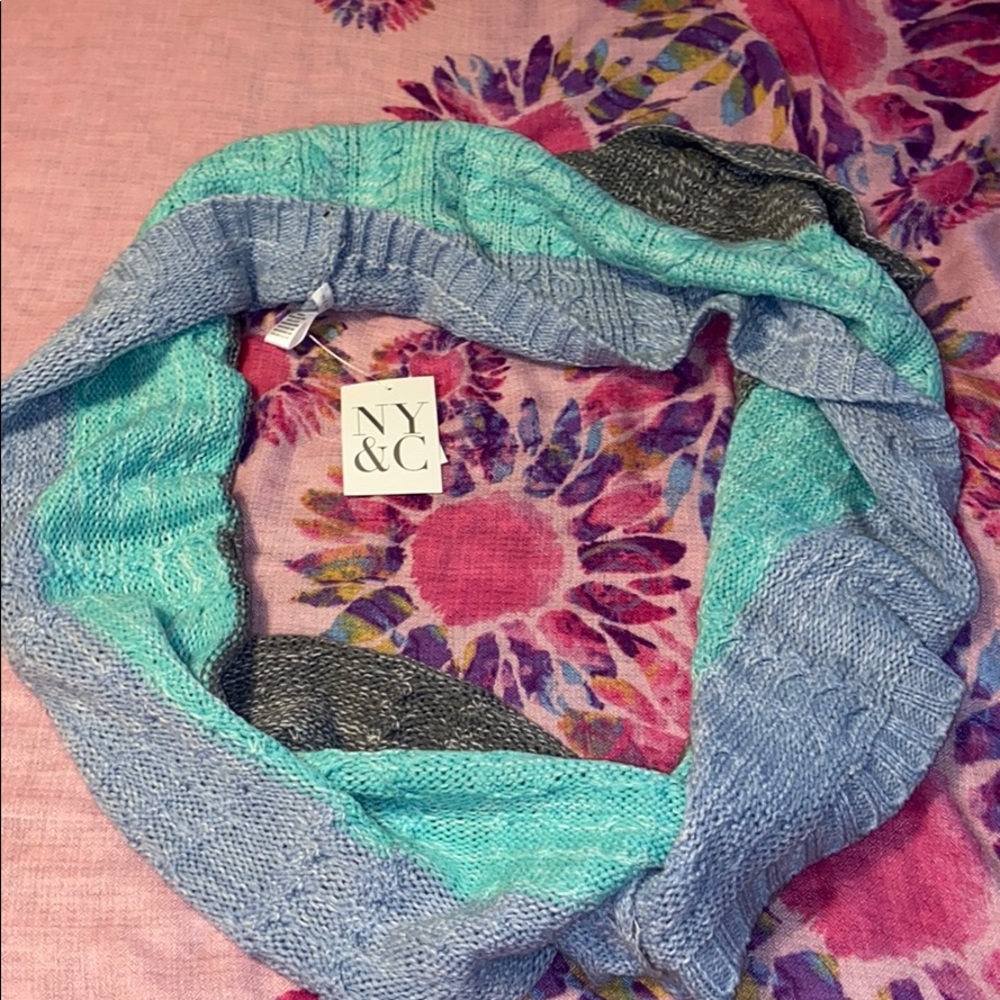 Infinity scarf
